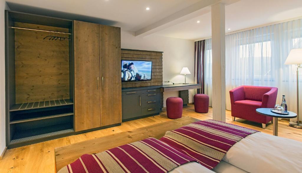 Hotel Waldeck Mit Restaurant "Florian'S" Feldberg  Bilik gambar