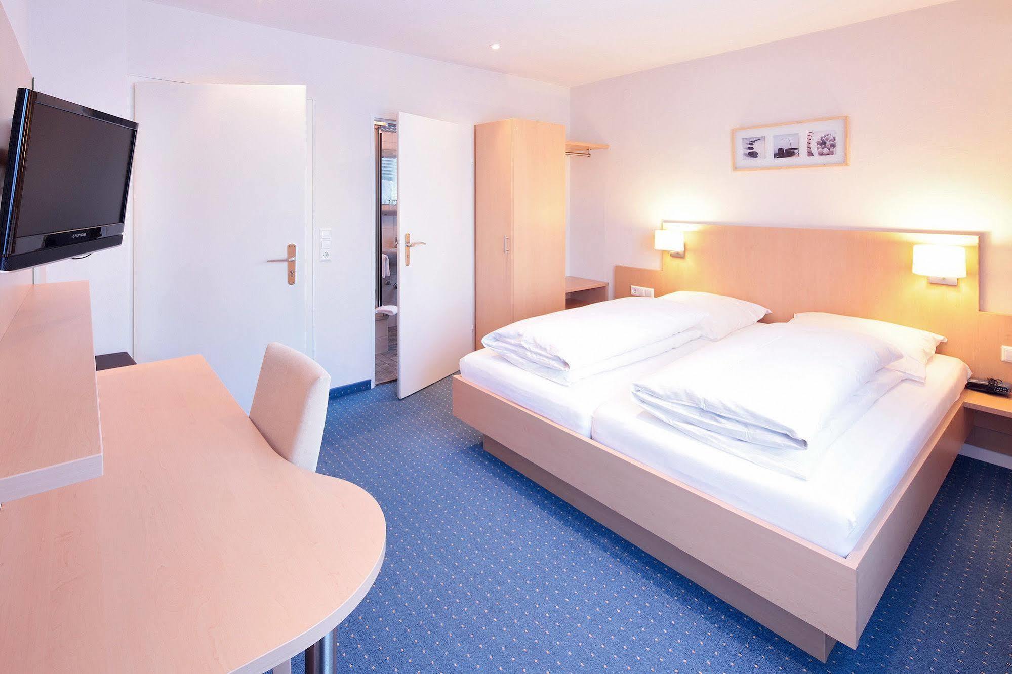 Hotel Waldeck Mit Restaurant "Florian'S" Feldberg  Luaran gambar